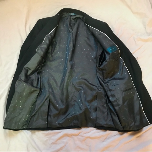 NWT men’s black suit coat - Picture 2 of 2